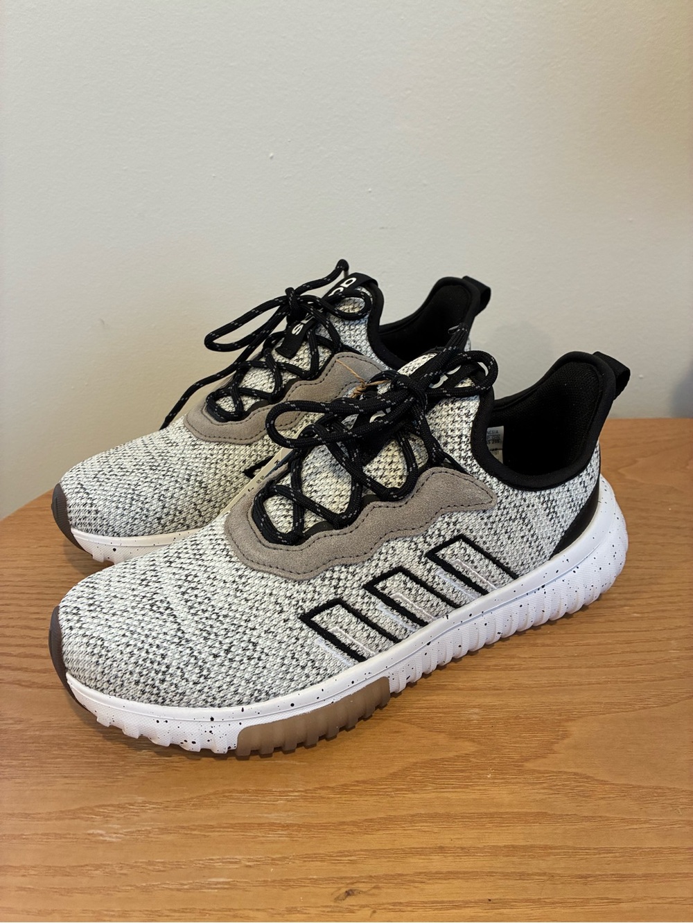 Adidas Kaptir Flow 2.0 Women’s 6.5 Shoes Black Gray Sneakers New NWT